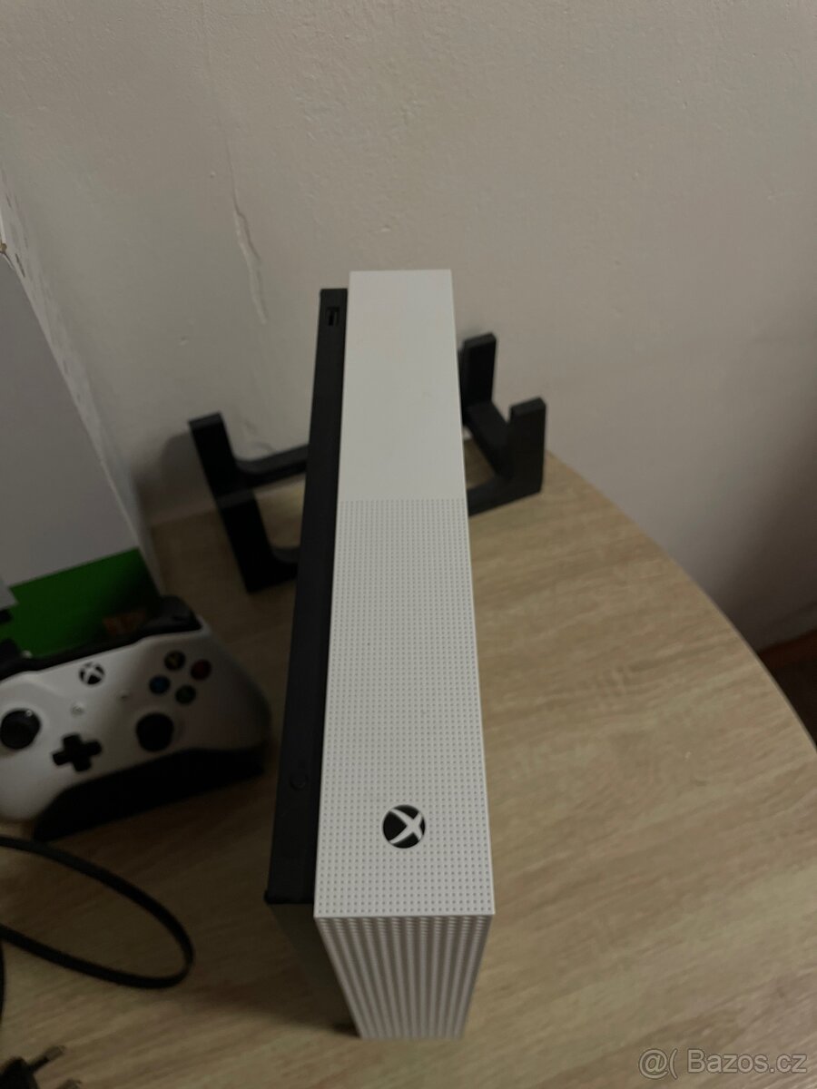 Xbox One S Digital edition - 2