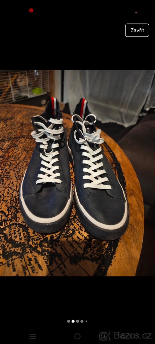 Tommy Hilfiger - 2