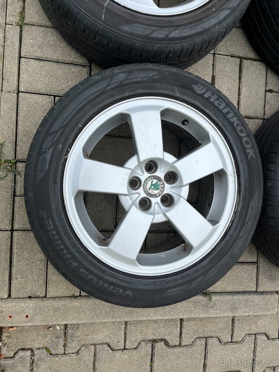 4x alu disky 5x100 R16, letní pneu 70% - 2