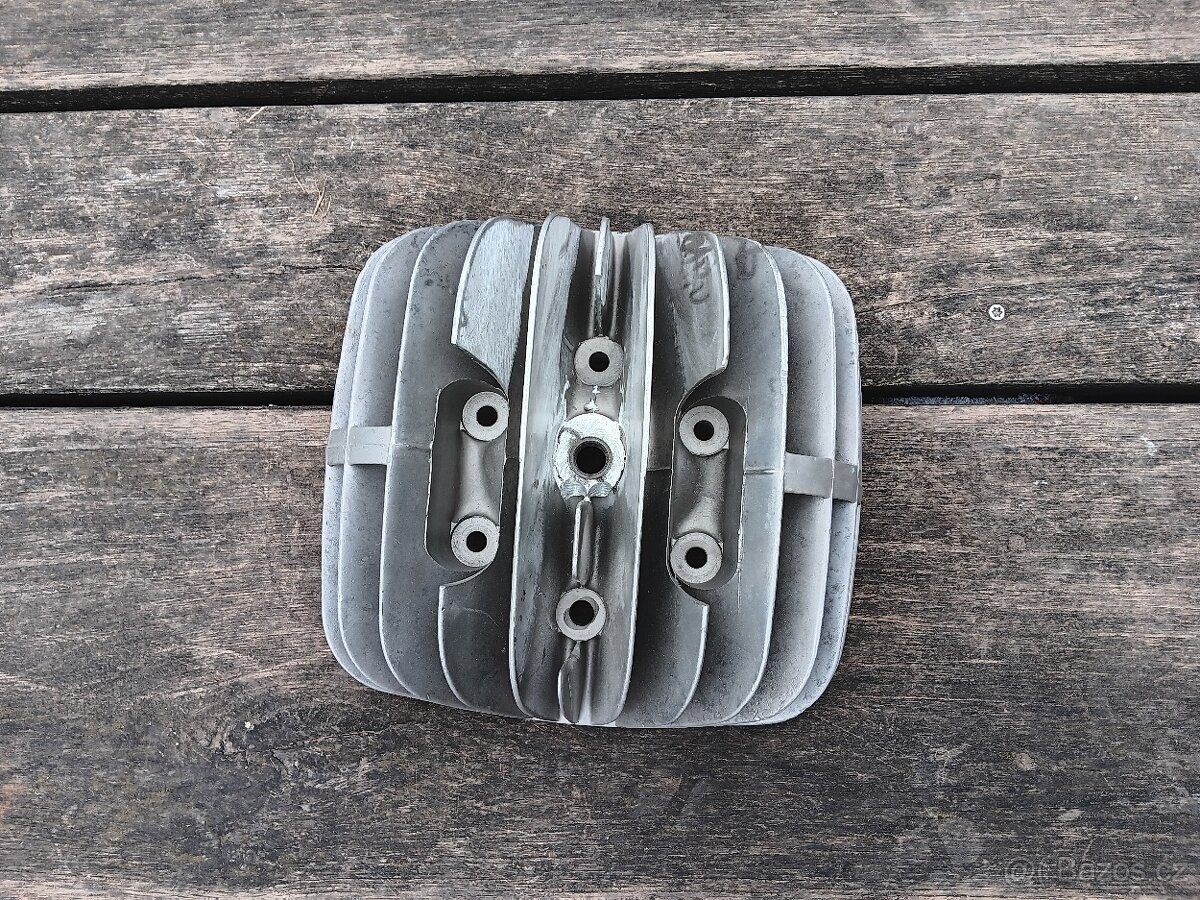 ČZ 980 hlava válce - 2