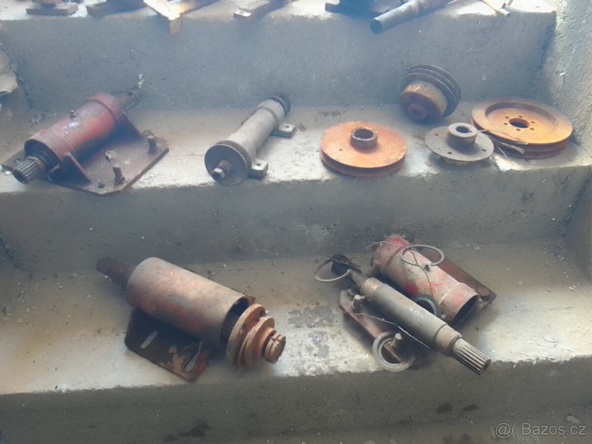 Řemenice, hřídele, domky na ložiska a jiné - 2