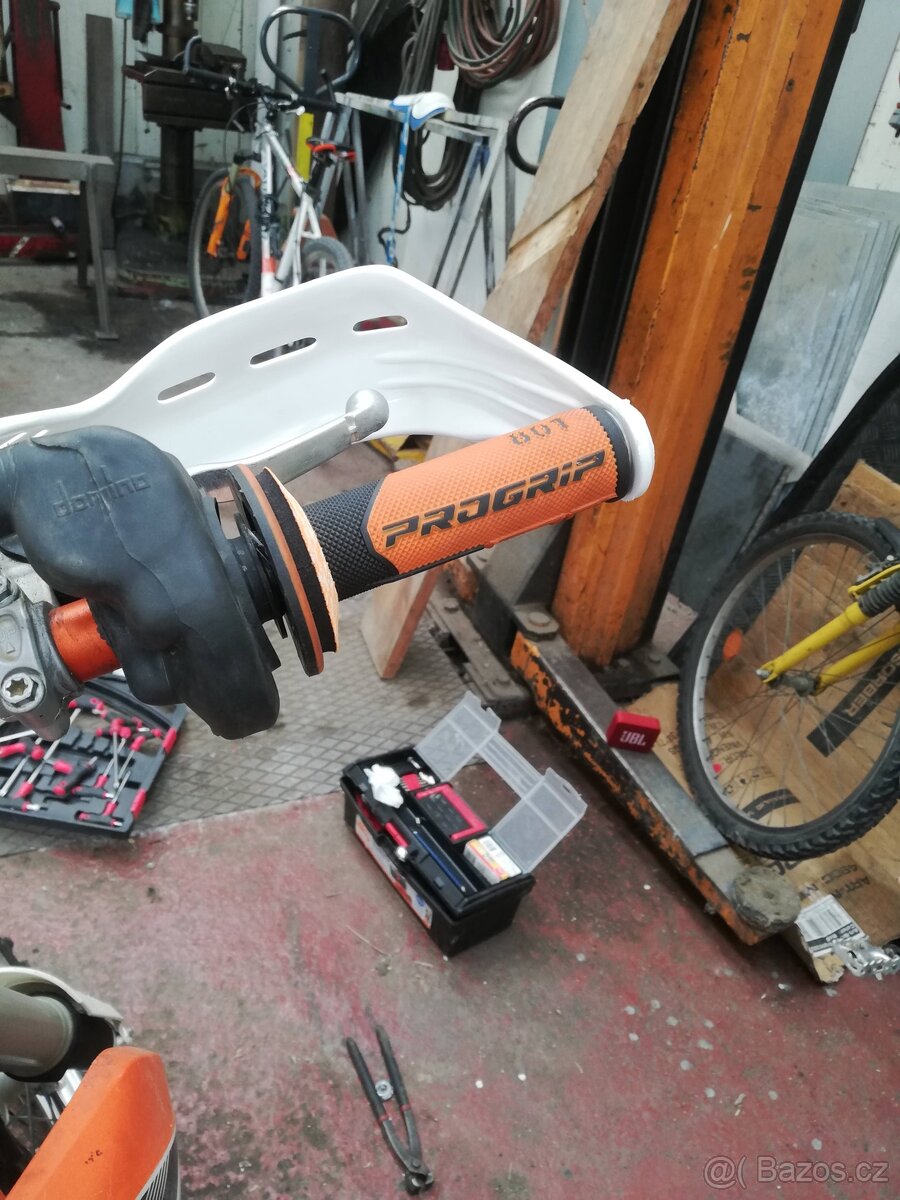 Prodám KTM crossku sx85 - 2