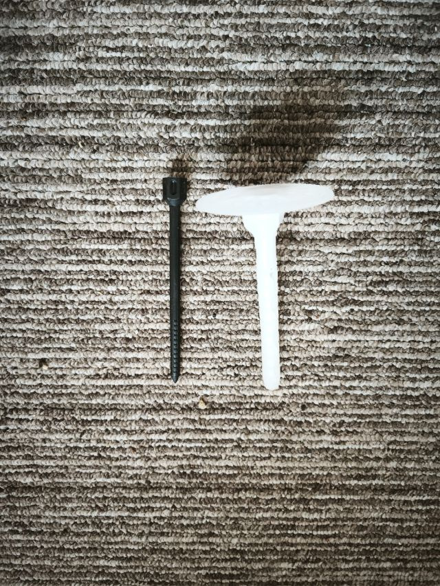 Talířové hmoždinky 10/100 mm - 2