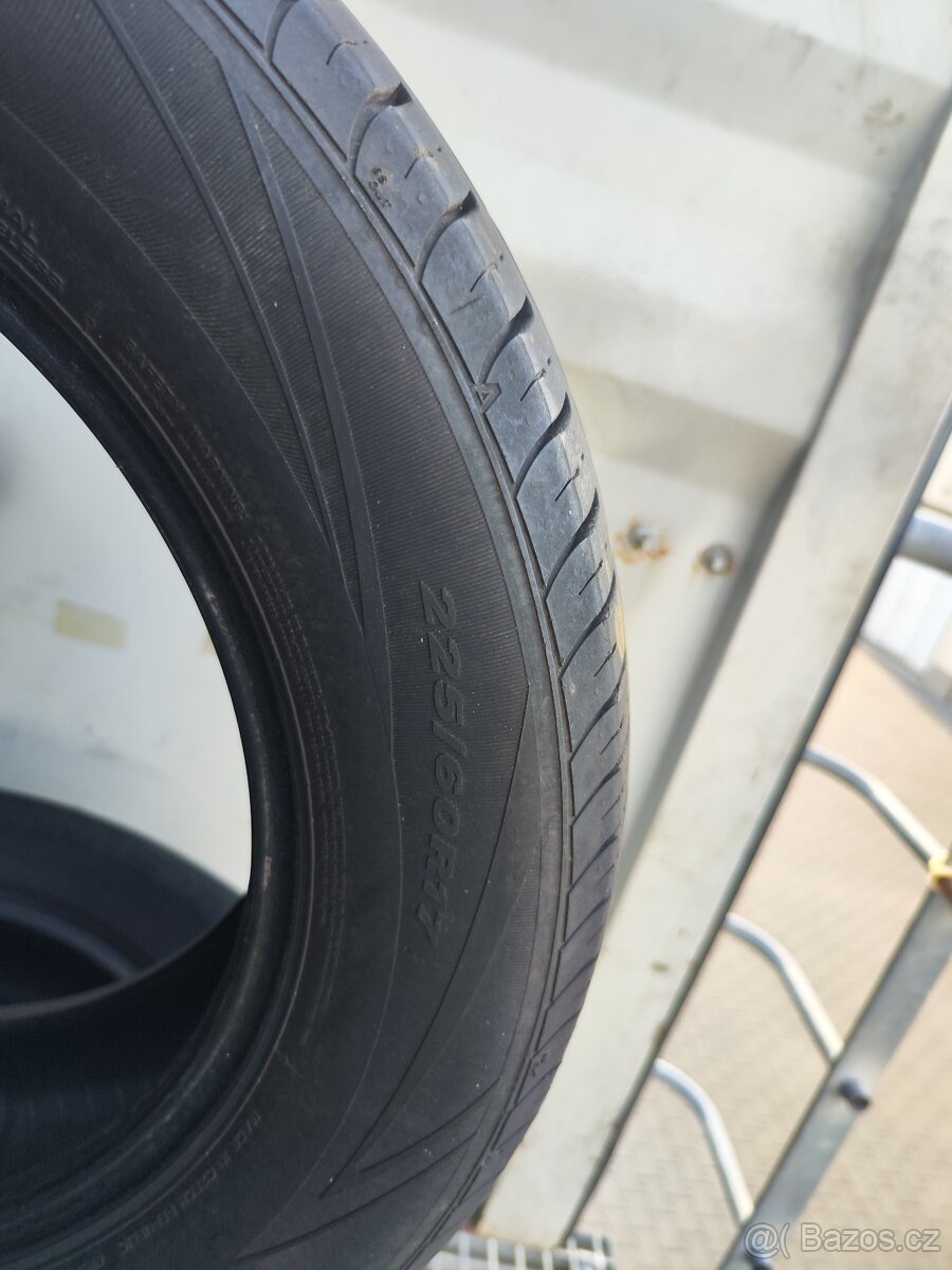 225/60R17 Nexen letní - 2