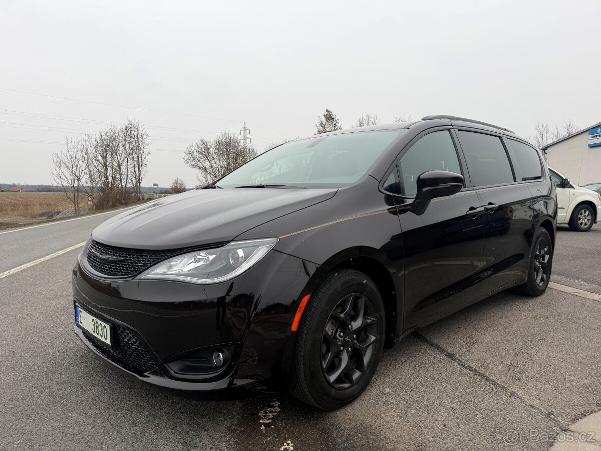 Chrysler Pacifica 3,6 V6 Stown 2x DVD S-type 2018 - 2