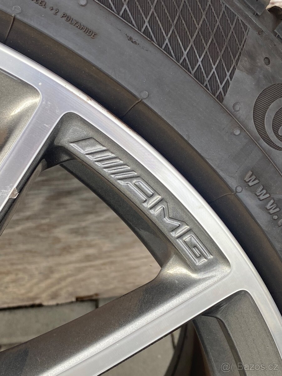 PRODÁM ZIMNÍ ALU KOLA R 20 AMG ORIGINÁL MERCEDE GT 53 AMG - 2