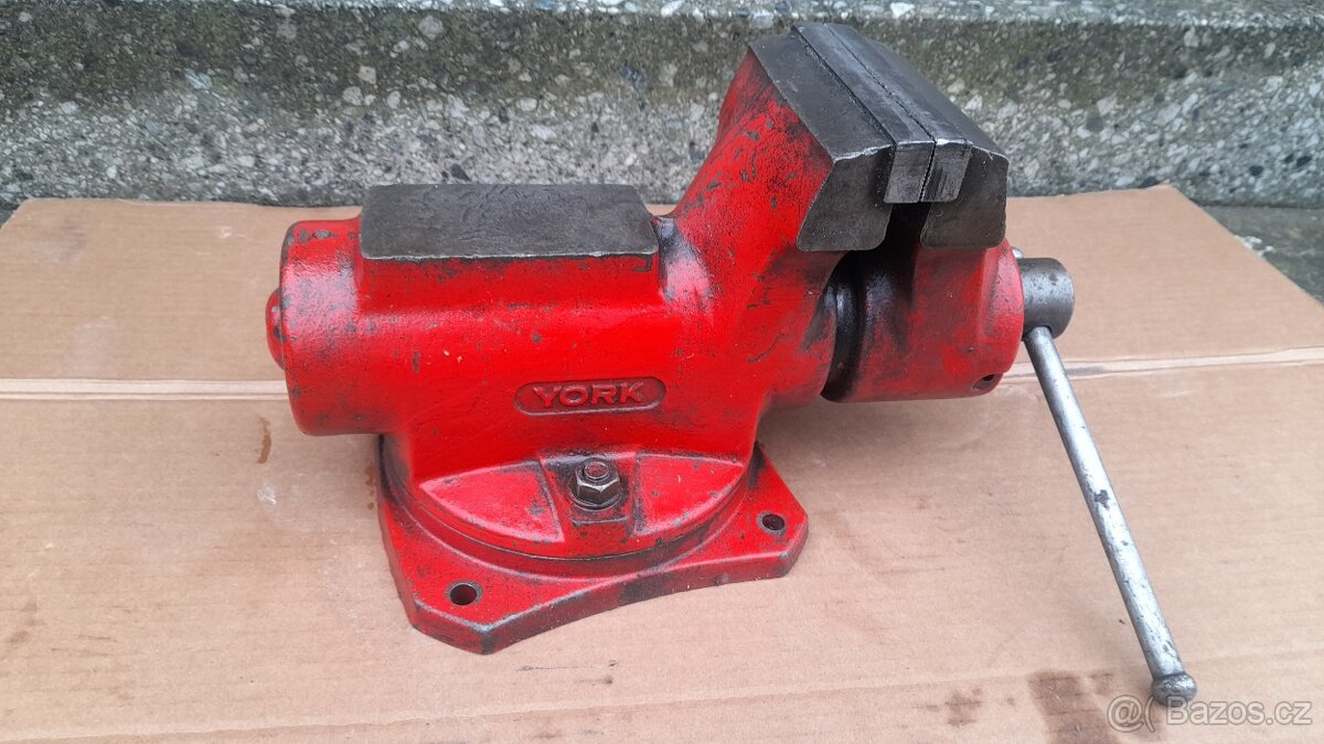 Kvalitní svěrák York 125 mm - 2