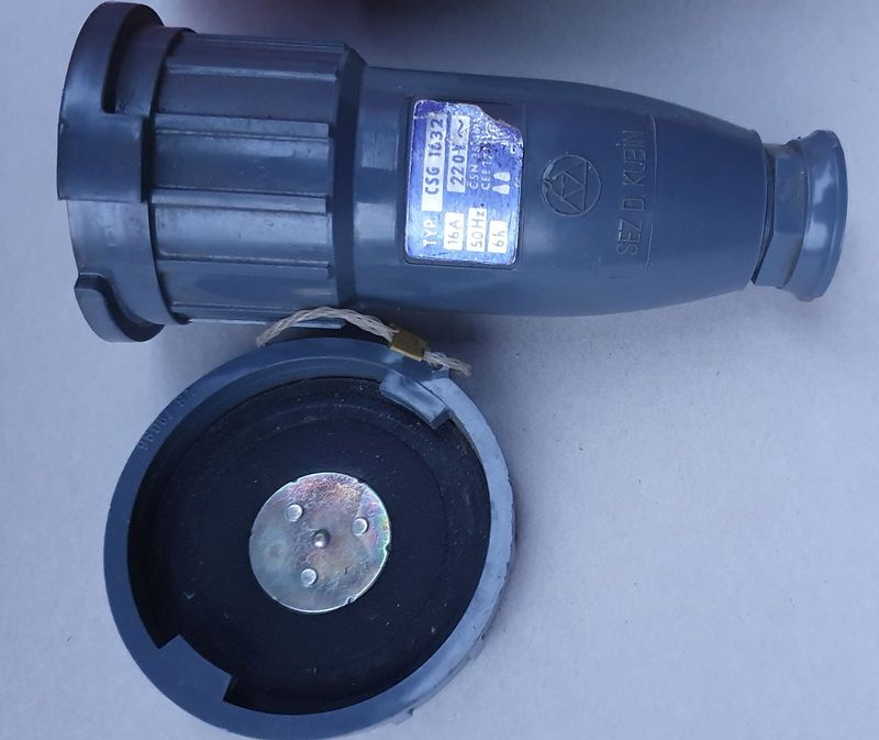 elektro vidlice 230V, krabice - 2