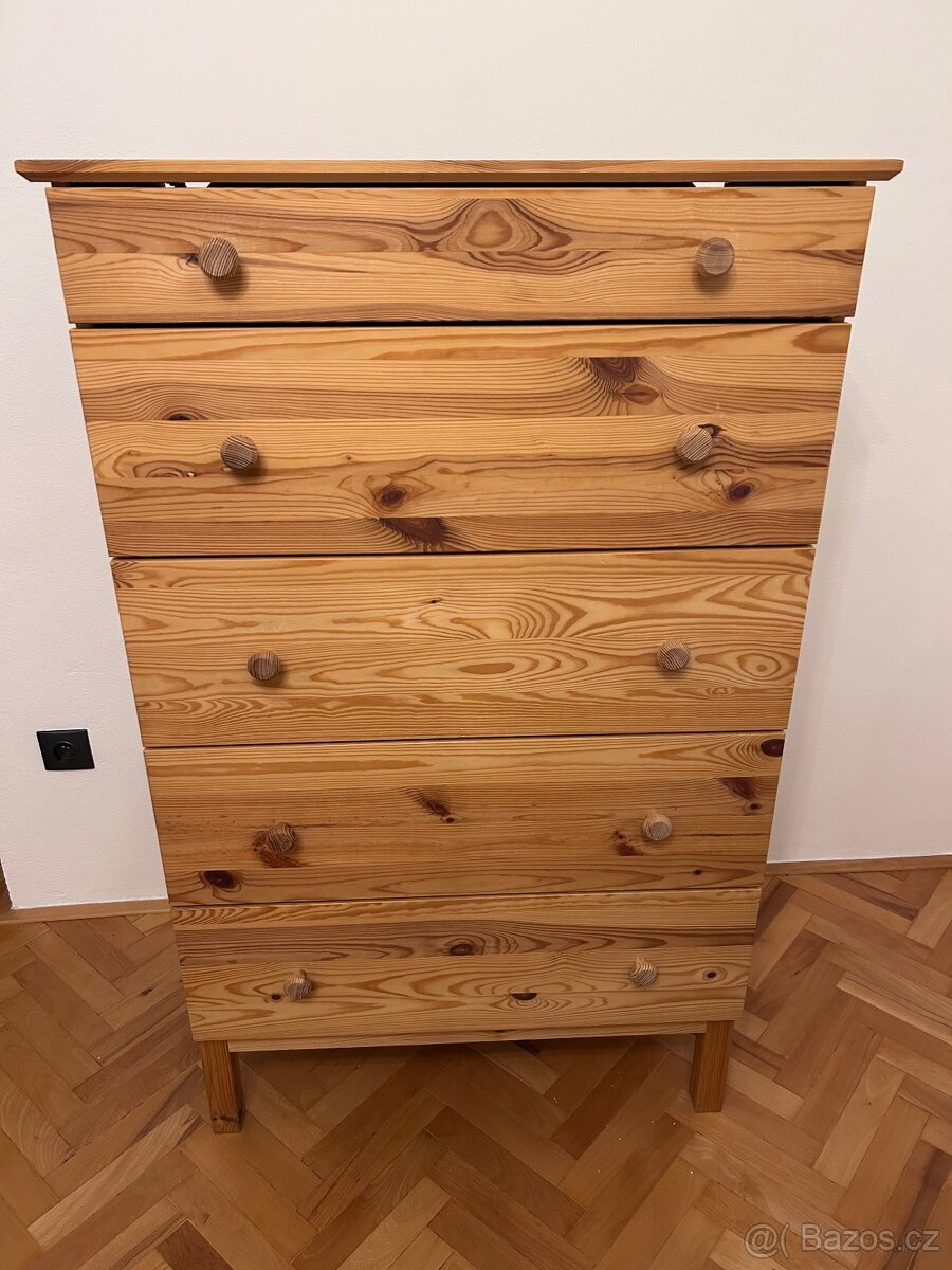 Komoda - masiv borovice - 2