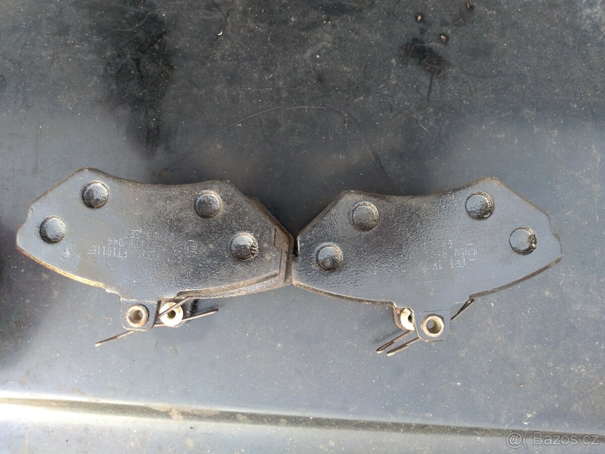 Nové brzdové destičky Ford Fiesta - 2