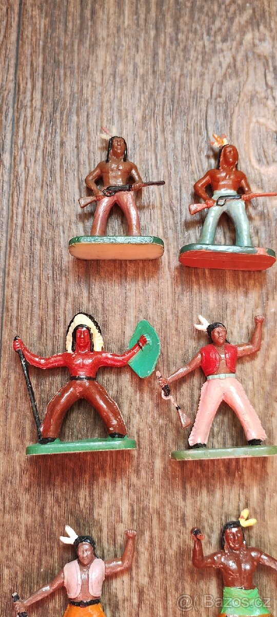 Indiáni figurky 1 z NDR - 2