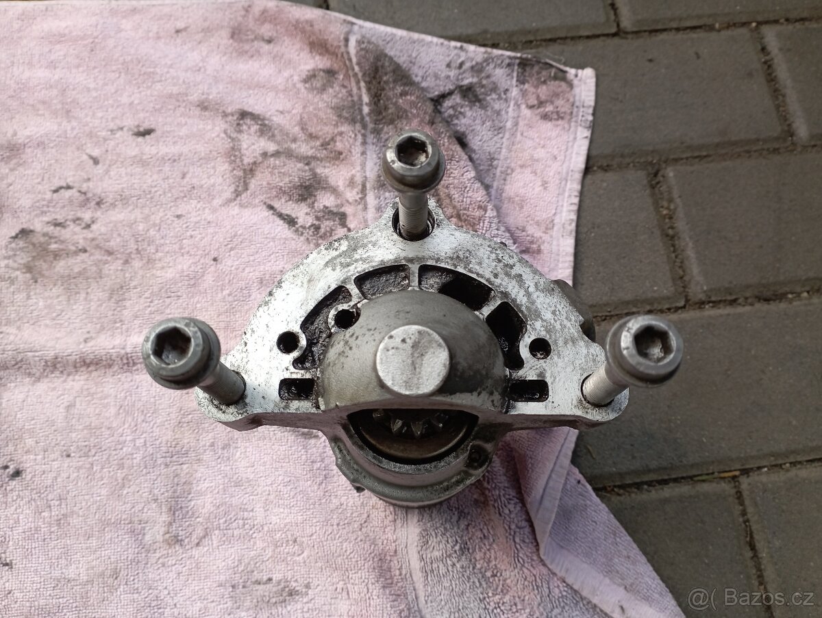 Startér 2.2Hdi 125kw 4HT Peugeot 407 - 2