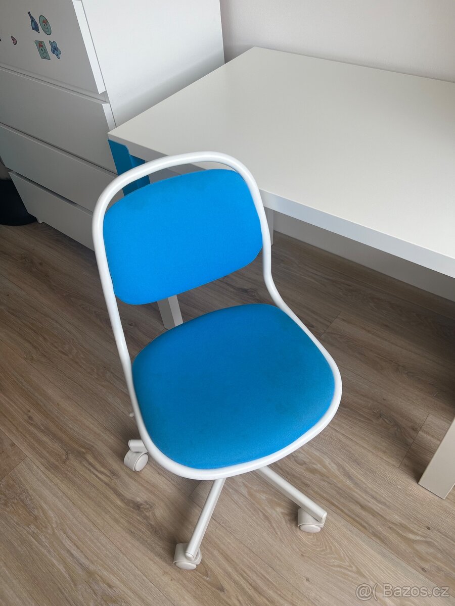 Dětský stůl IKEA Pahl - 2