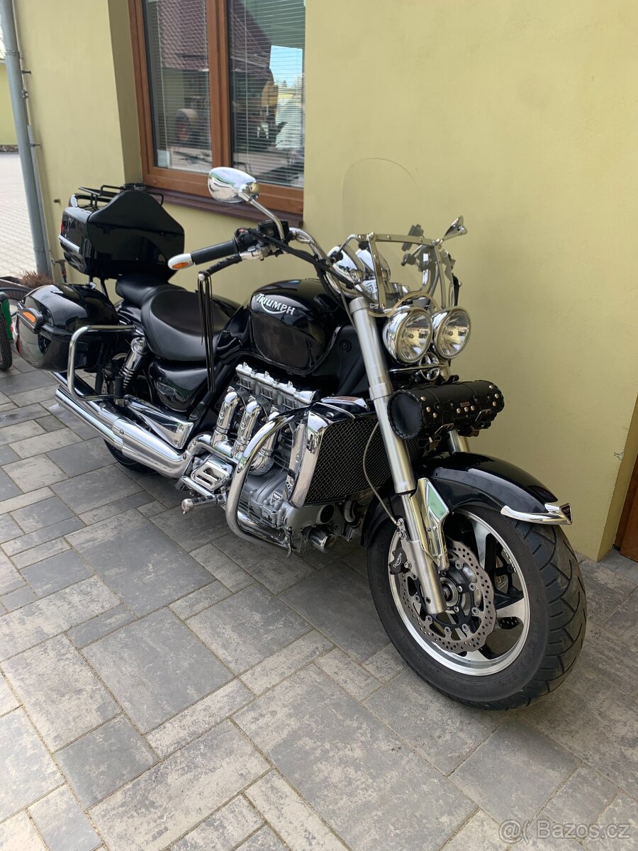 Triumph Rocket III - 2