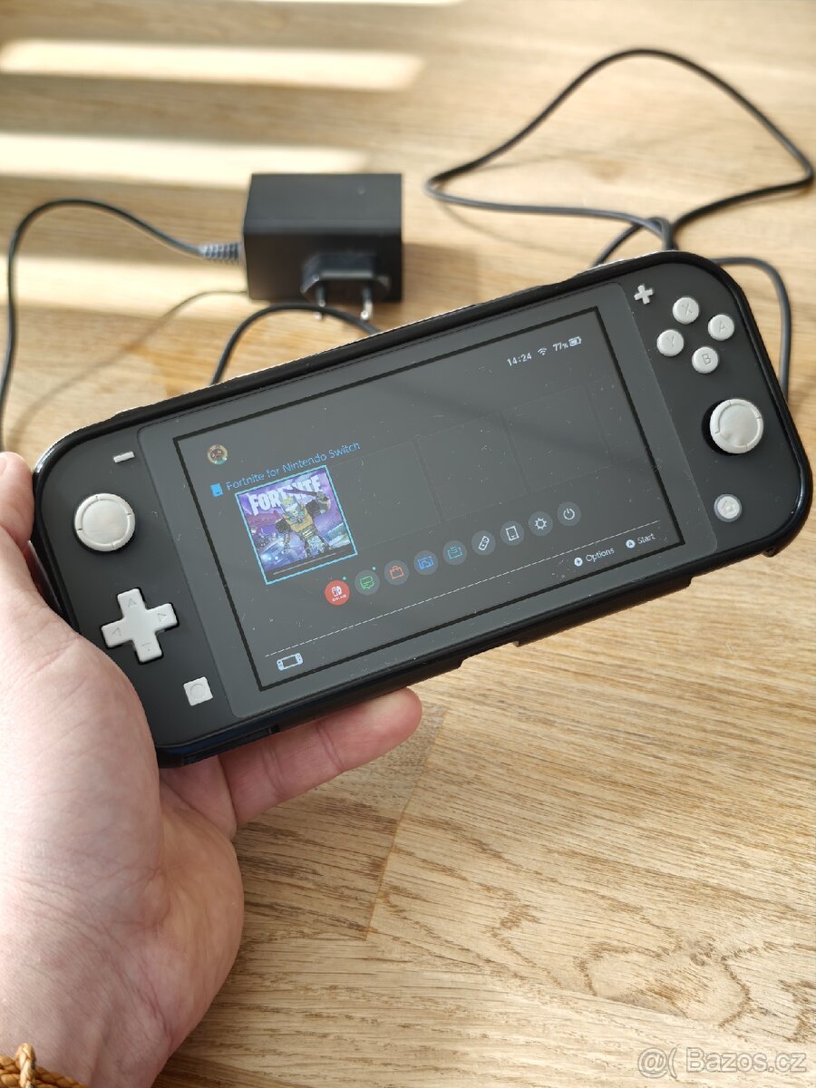 Nintendo Switch Lite + originál nabíječka - 2