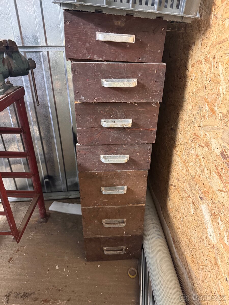 Dílenský stůl - 2