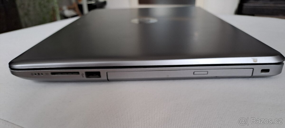 Prodám notebook HP TPN-C129 - 2