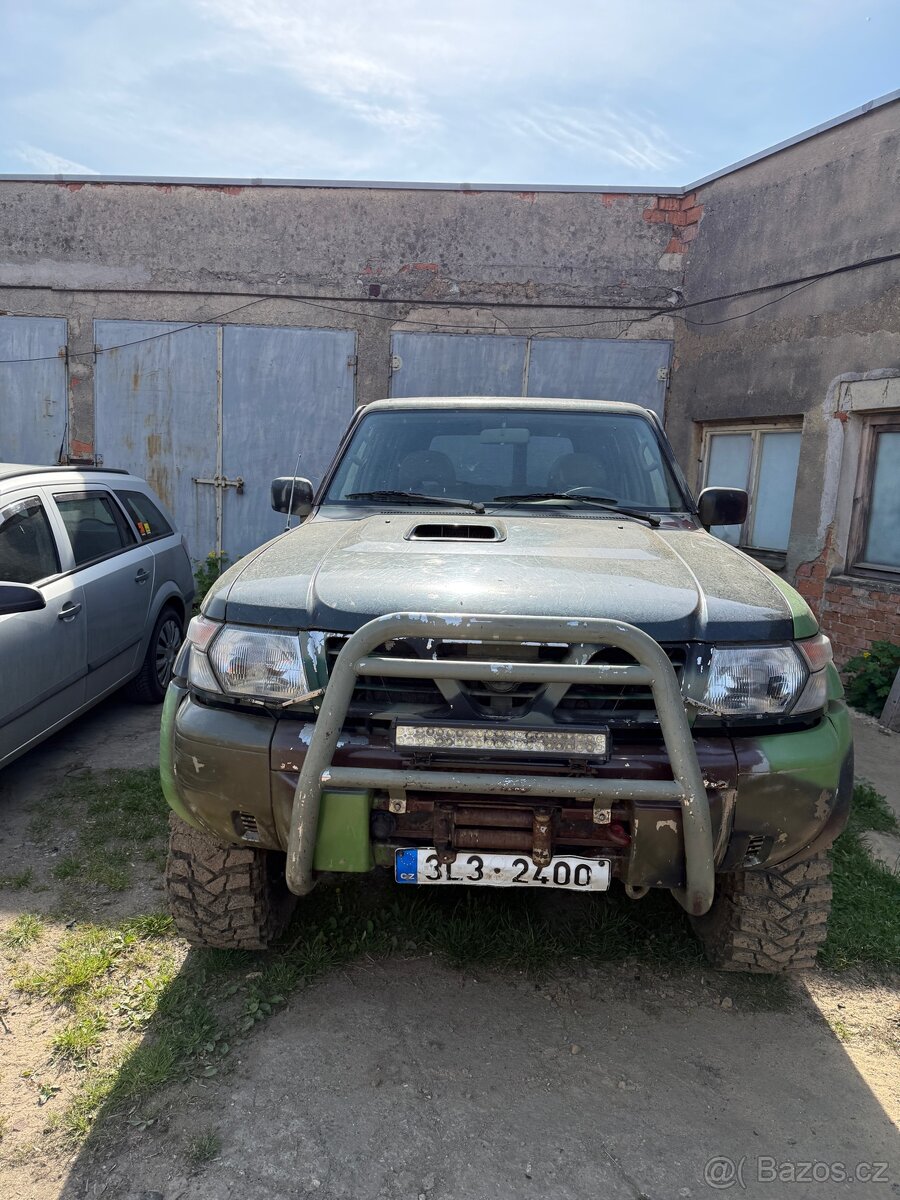 Nissan patrol y61 - 2