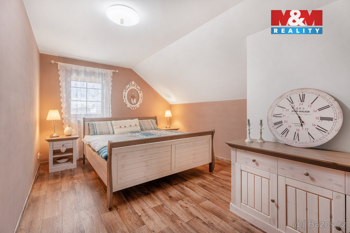 Prodej rodinného domu, 182 m², Žežice – pohled 2