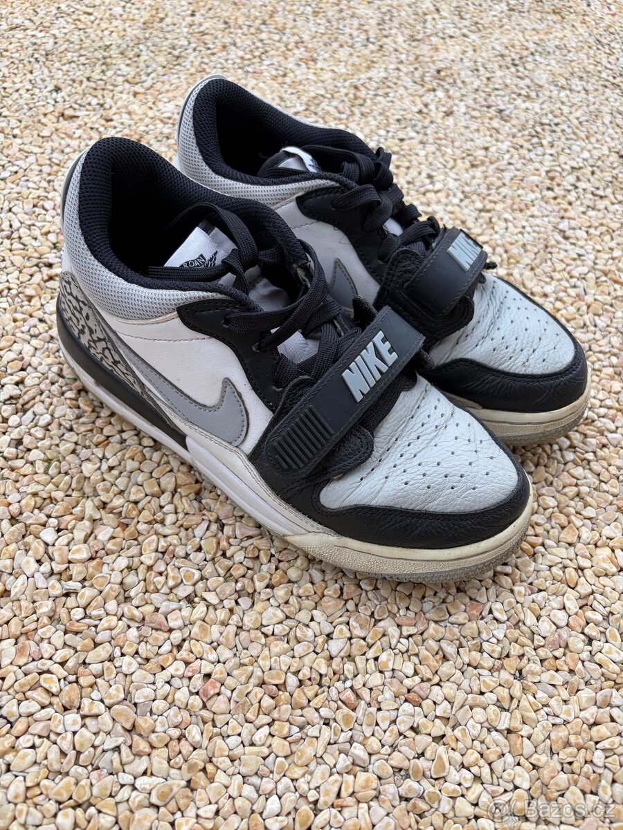 Nike Air velikost 38 - 2