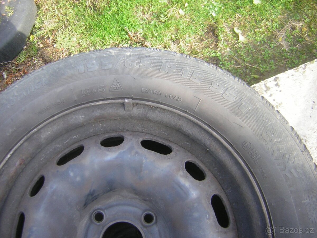 Pneu 195/65/15 - 2