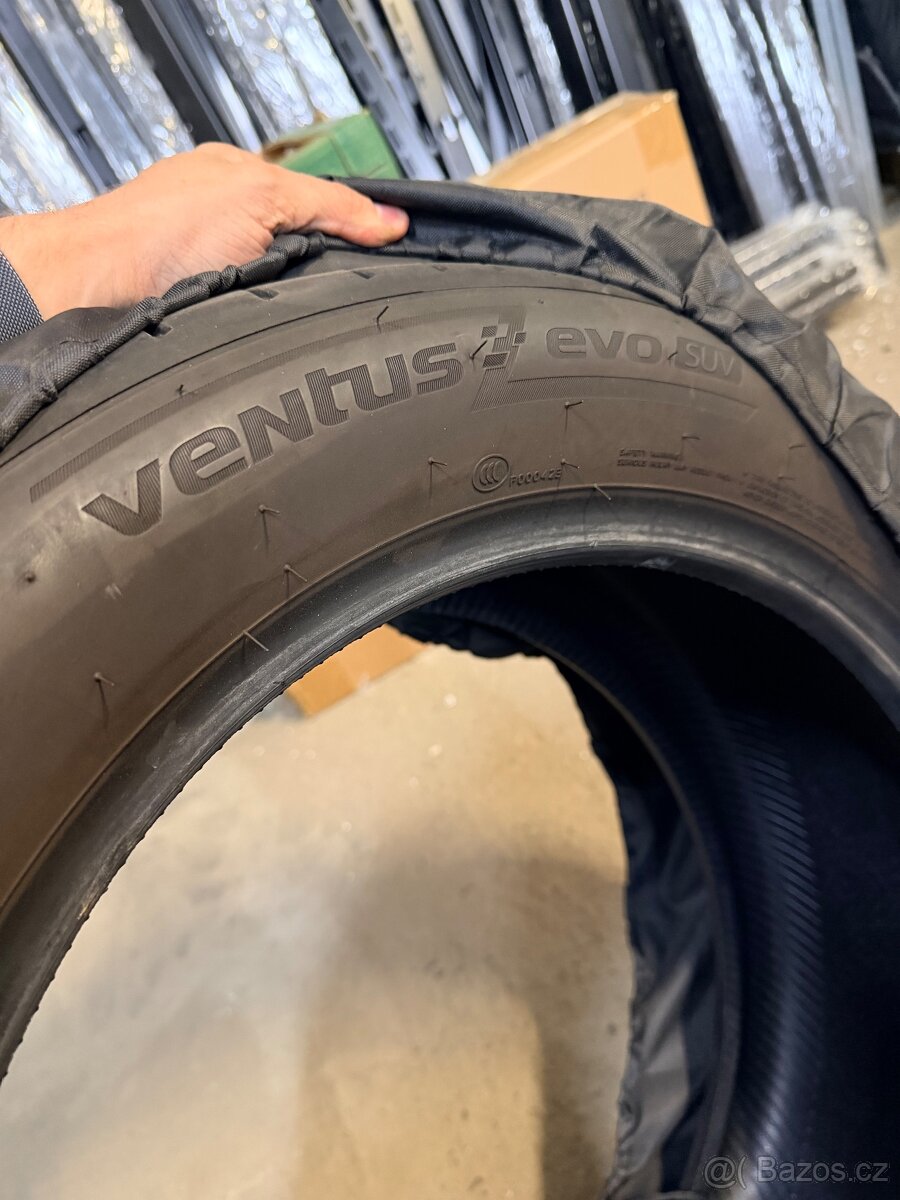 Hankook Ventus Evo K137A 235/50 R19 99V - - 2