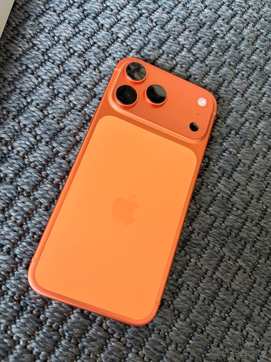 Apple iPhone 17 Pro Max - 2