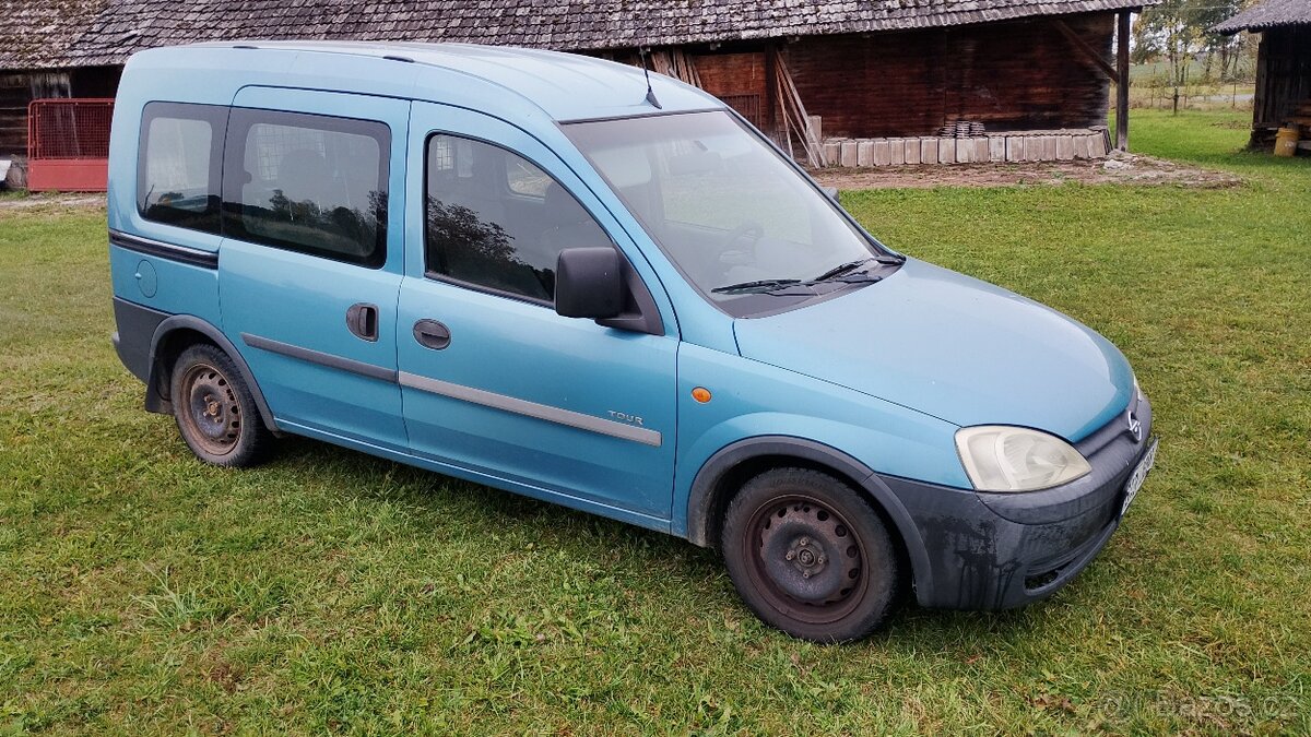 Opel combo tour 1,6 - 2