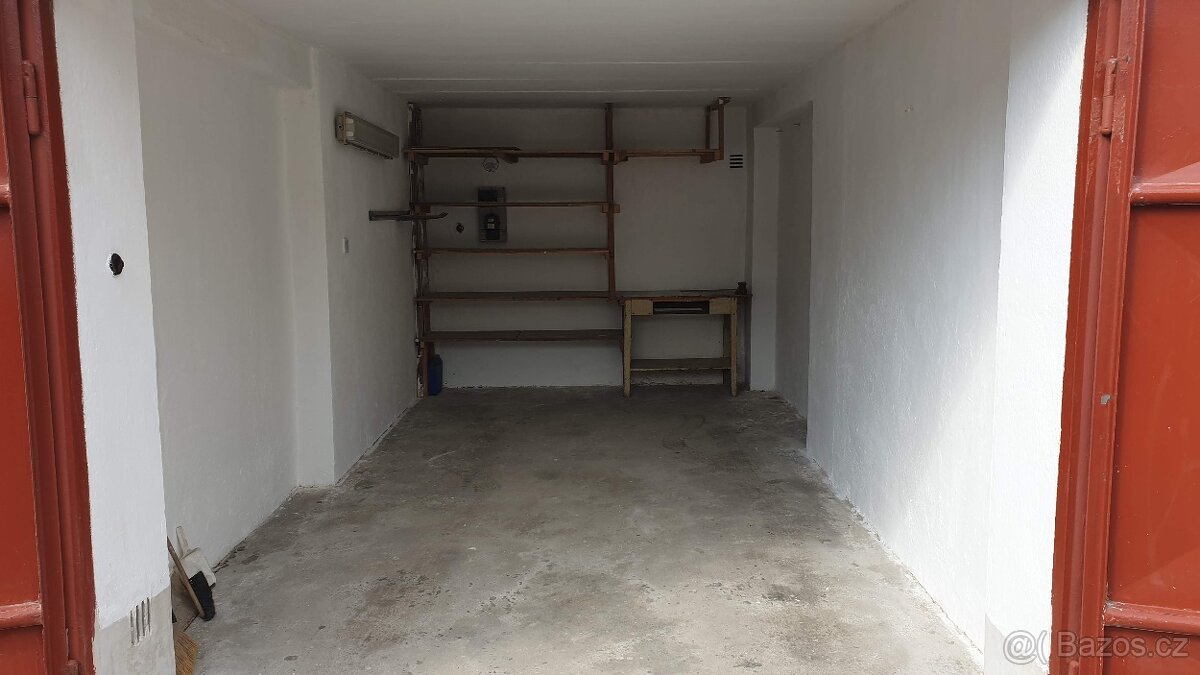 Pronájem garáže - Plzeň Lobzy - 2