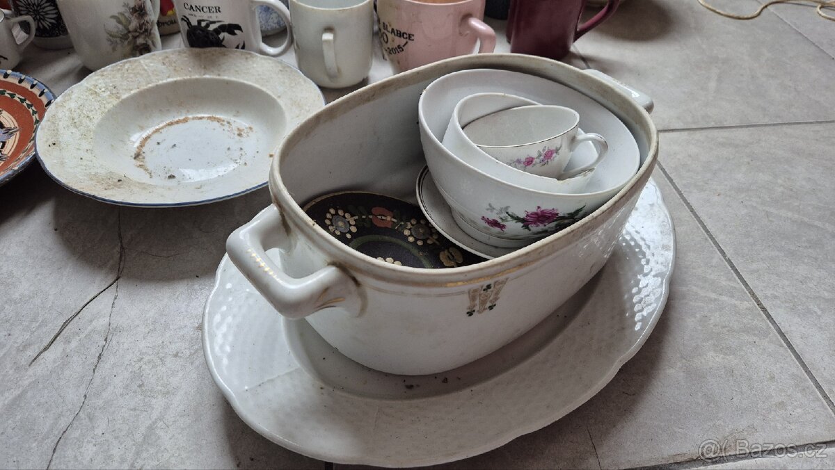 Hrnečky, misky, podšálky, půllitry, džbánky, mísy - 2