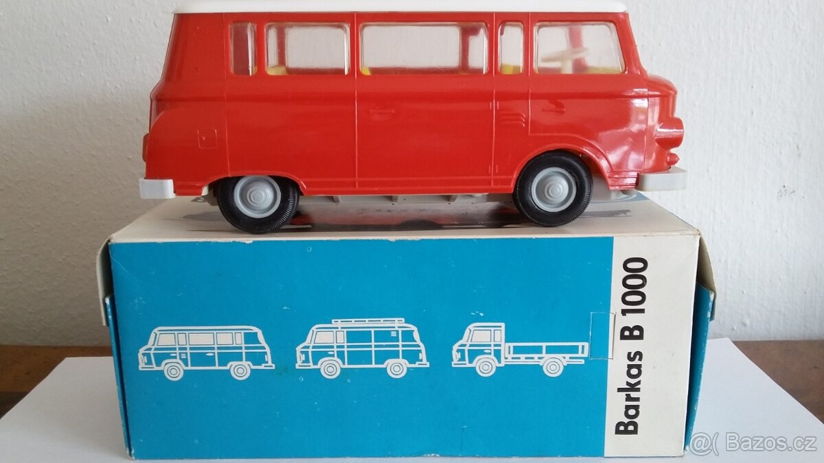 Barkas B 1000 na setrvačník NDR 1974 - 2