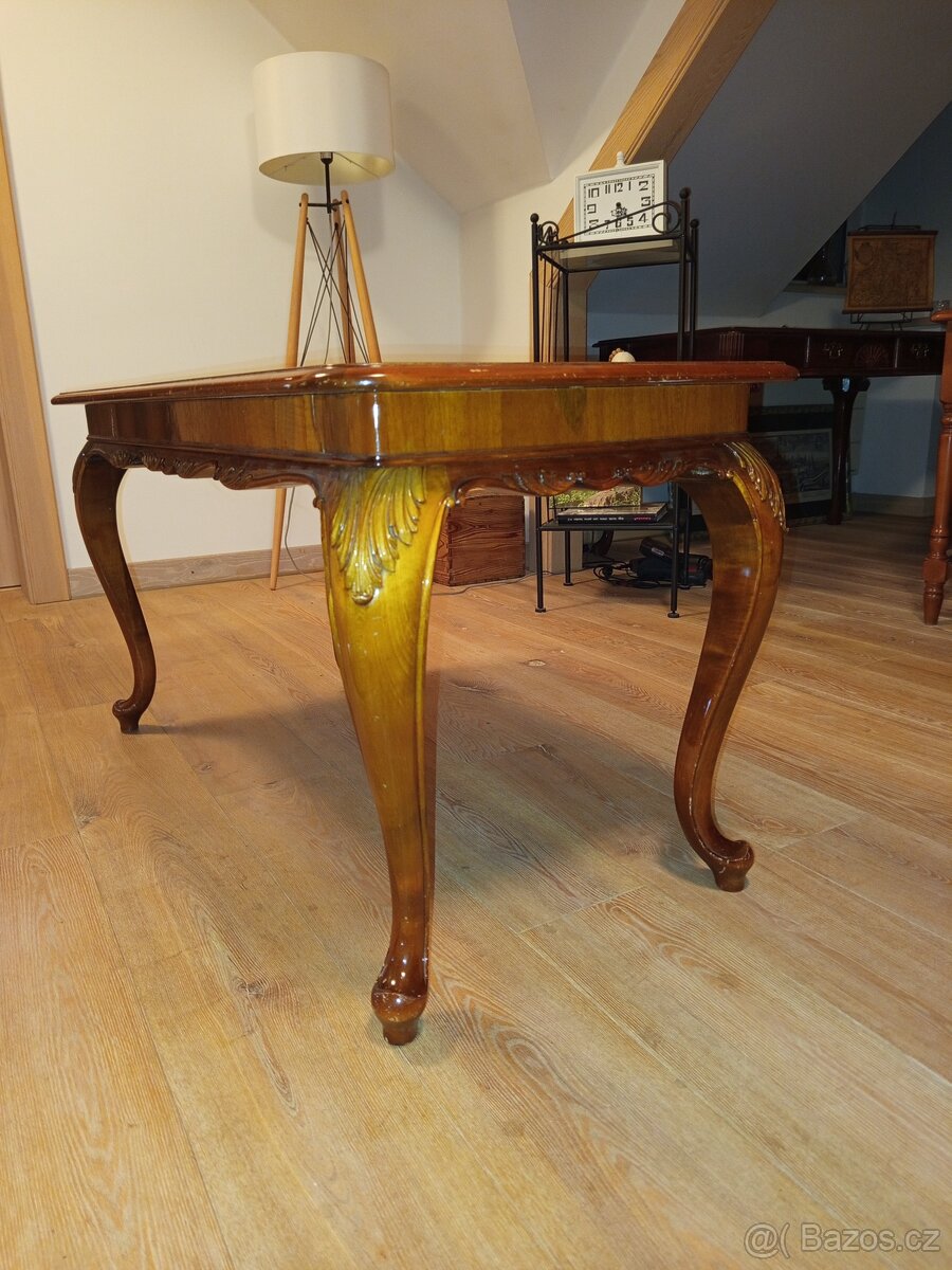 Starožitný stolek Ludvík XVI. - 2