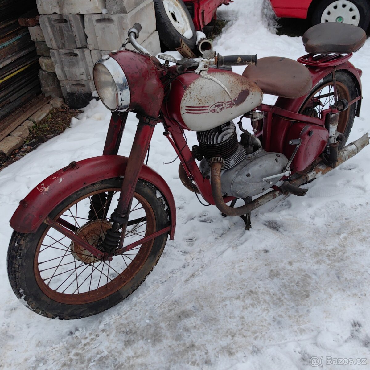 Jawa perak komunista - 2