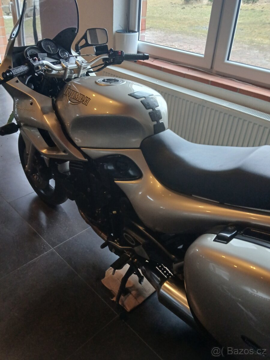 Triumph 900 sprint - 2