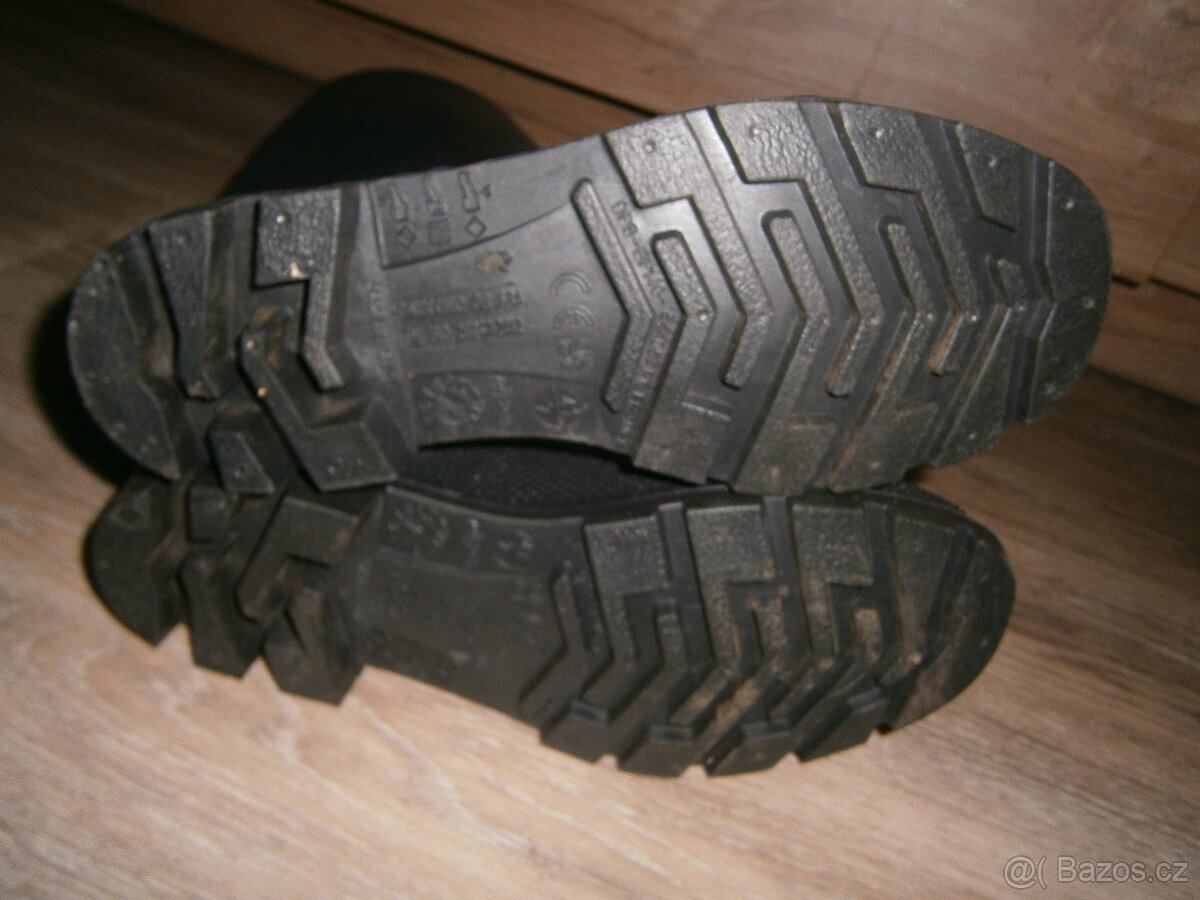 holinky vel. 40/41 top stav - 2