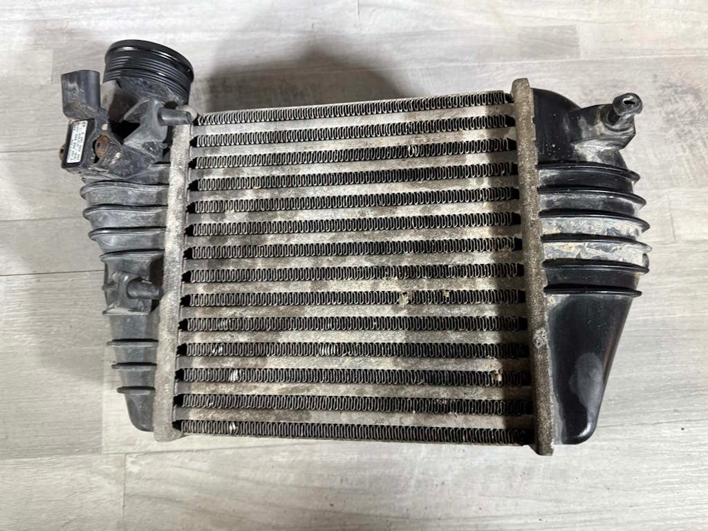 AUDI A6 - 4F C6 - intercooler 2.0 TDI 4F0145805AA - 2