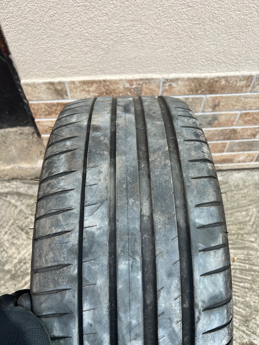 Michaelin pilot sport 4 245/40 R18 - 2