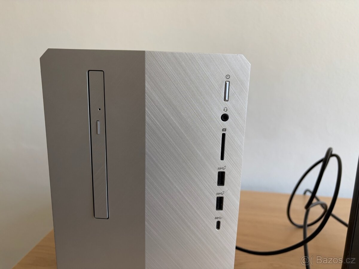 AMD Ryzen 5 2600, 8GB RAM, SSD 256 GB + HDD 1TB, WIN 10 - 2