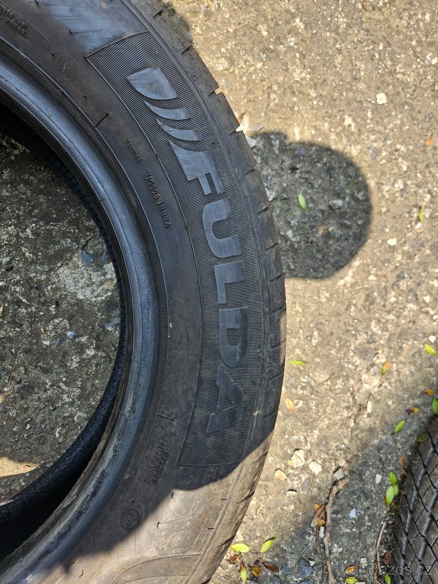 195/65/15 - 2