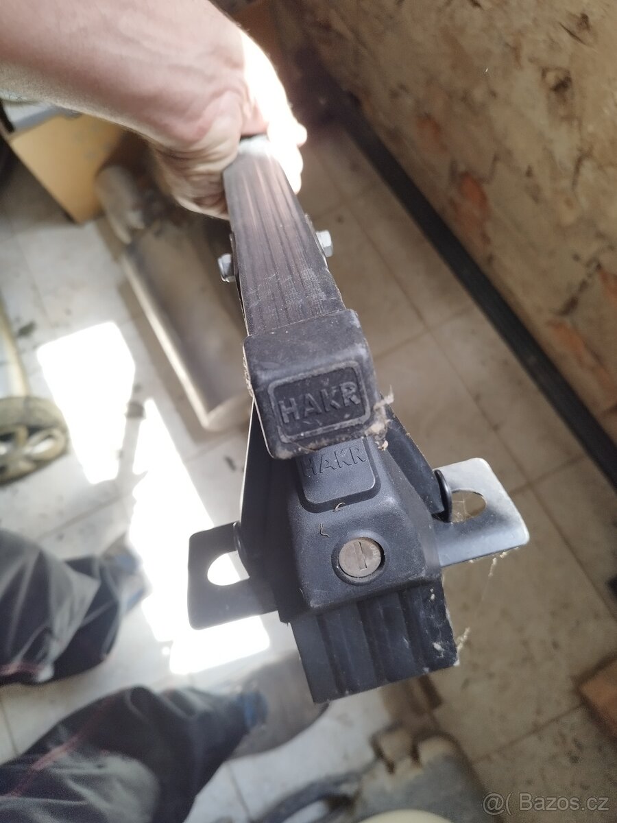 Příčníky hakr - 2