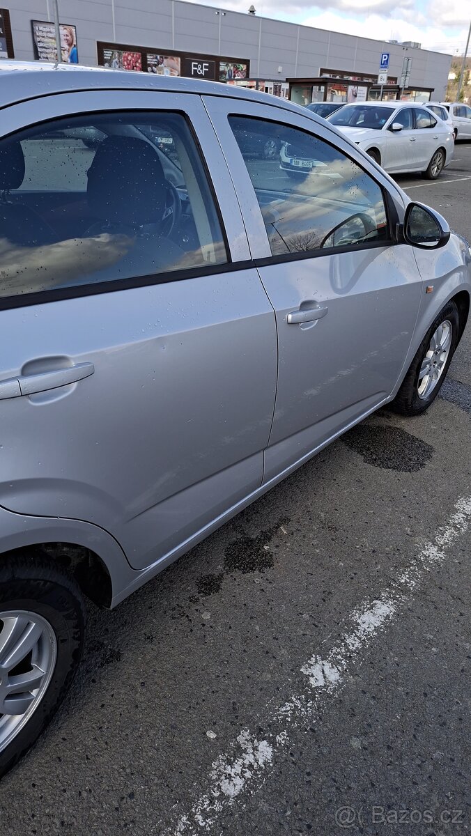 Chevrolet aveo T300 1.4 2012 - 2