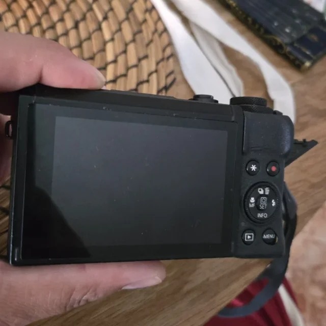 Canon Mark III - 2