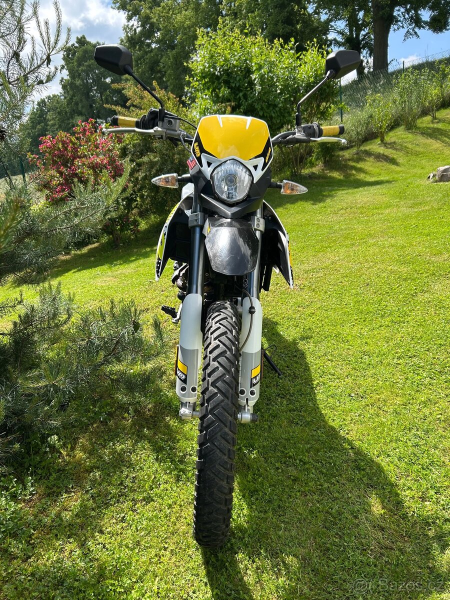UM DSR EX 125
