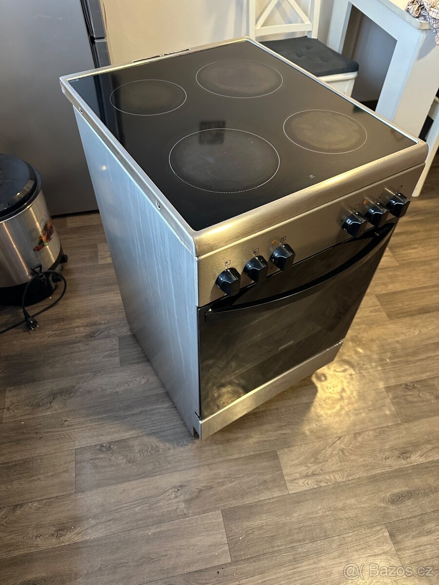 Sklokeramický sporák - 2