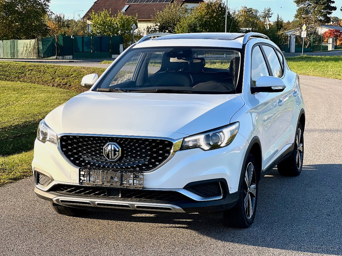 Elektrické SUV MG ZS Luxury Automat Kuze Panorama Kamera - 2