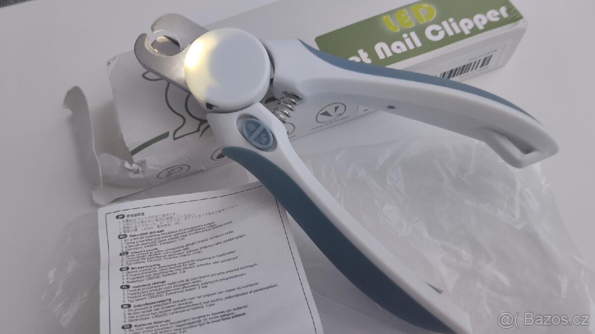 NŮŽKY/KLEŠTĚ NA TLAPKY PRO DOMÁCÍ MAZLÍČKY/ LED SVĚTLO - 2