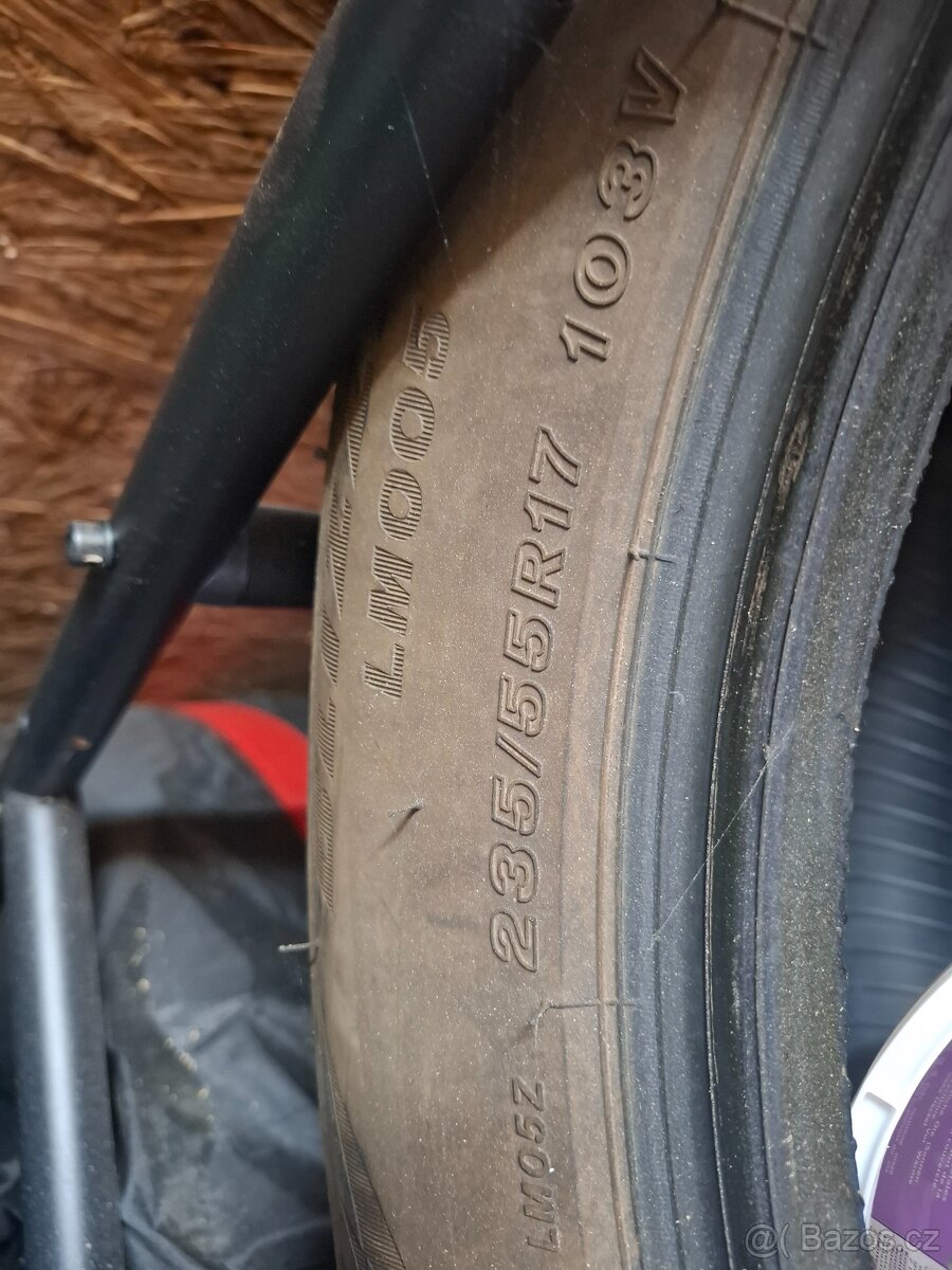 Pneu Bridgestone 235/55 R17 103V - 2