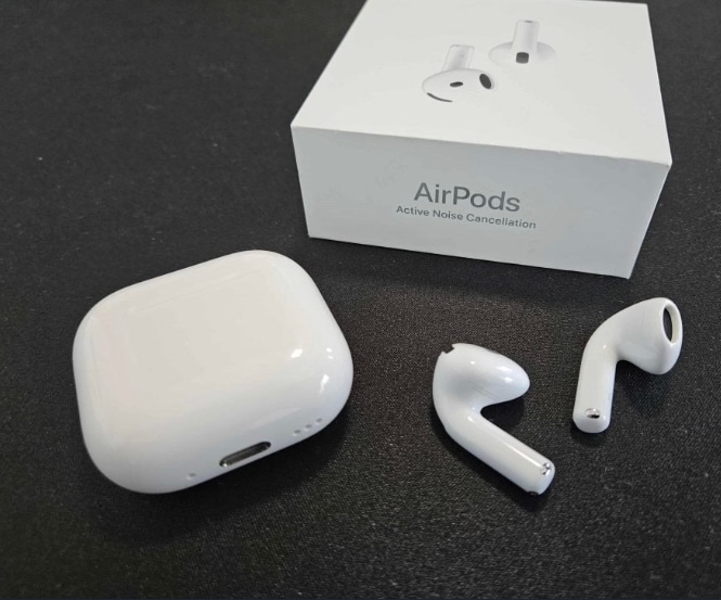 Apple AirPods 4 - 2