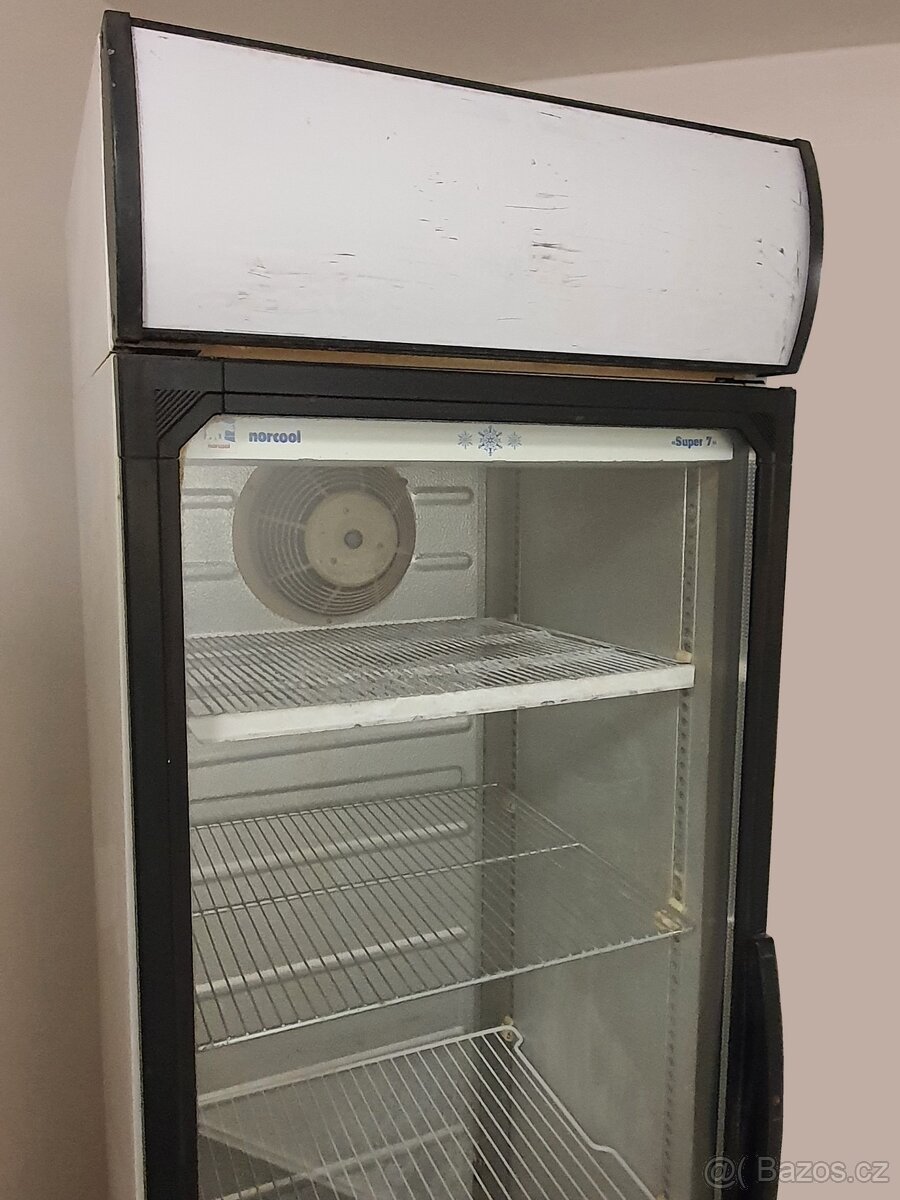 levná prosklená vitrína lednice s DOPRAVOU - 2