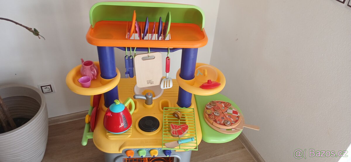Dětská kuchyňka+nadobíčko+jídlíčko - 2